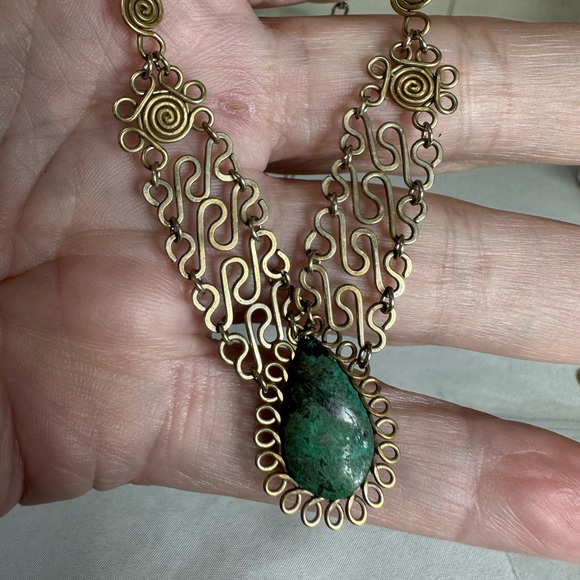 Vintage Peruvian Chrysocolla stone necklace with wire design - Picture 5 of 5